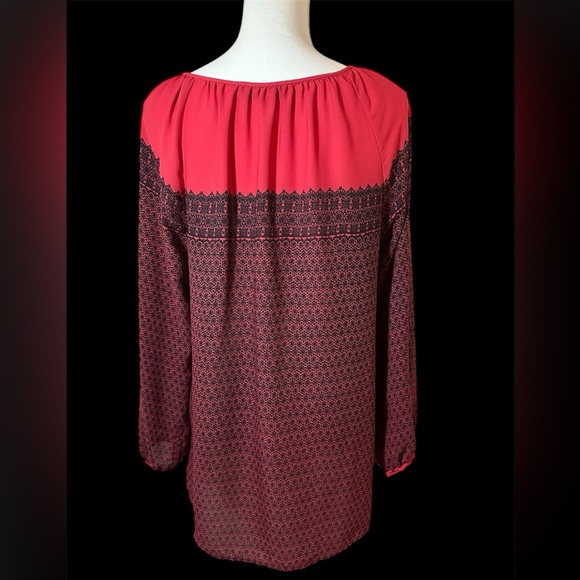 Ann Taylor Loft Sheer Tunic Blouse. - Picture 2 of 6